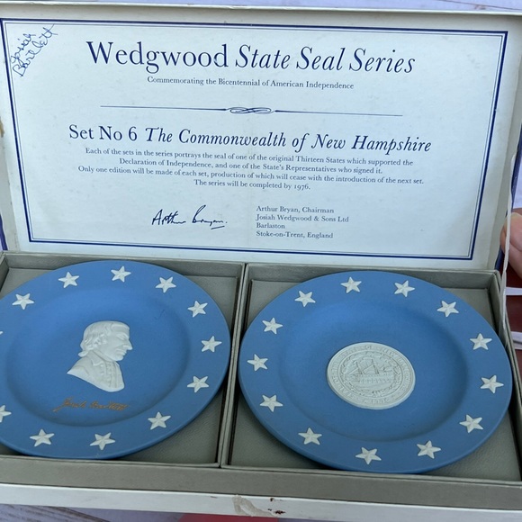 Wedgewood Vintage Seal of State Series Jasperware Set 6 New Hampshire Barlett - Picture 4 of 9